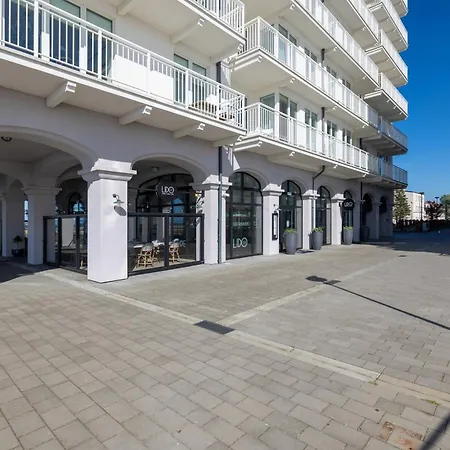 Bulwar Zachodzacego Slonca Apartament Z Widokiem Na Morze By Noclegi Renters Darlowko Exterior photo